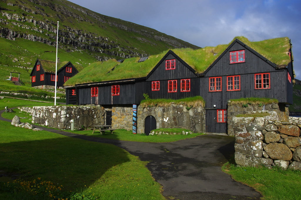Kirkjubøur village typical houses