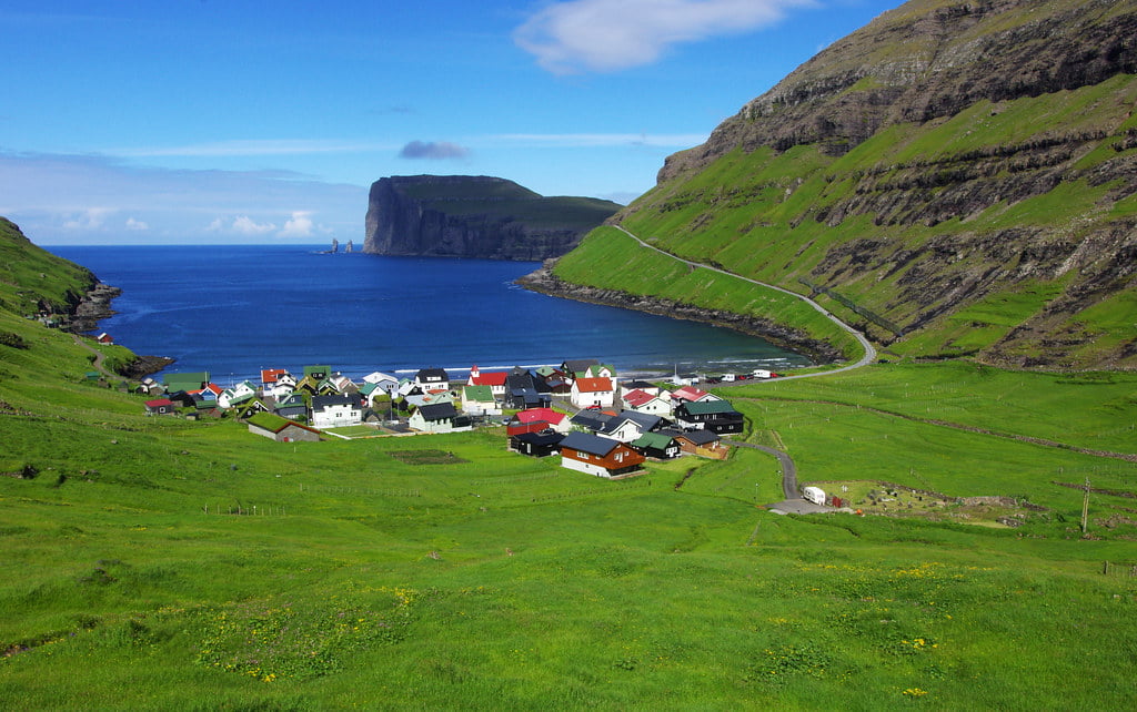 Tjørnuvík viewpoint, Faroe Islands village